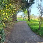 Au Clos Des Dely-gites 3 Etoiles Mareuil (Charente)
