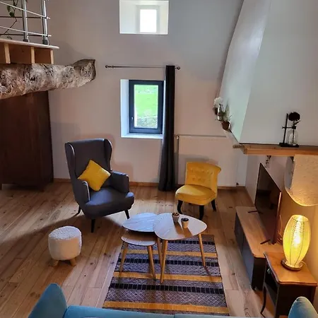 Au Clos Des Dély-gîtes 3 étoiles Hébergement de vacances Mareuil (Charente)
