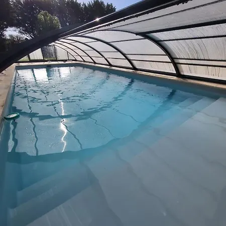 בית נופש Au Clos Des Dely-gites 3 Etoiles