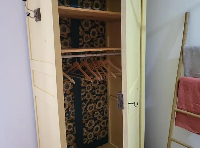 Au Clos Des Dely-gites 3 Etoiles Mareuil (Charente)