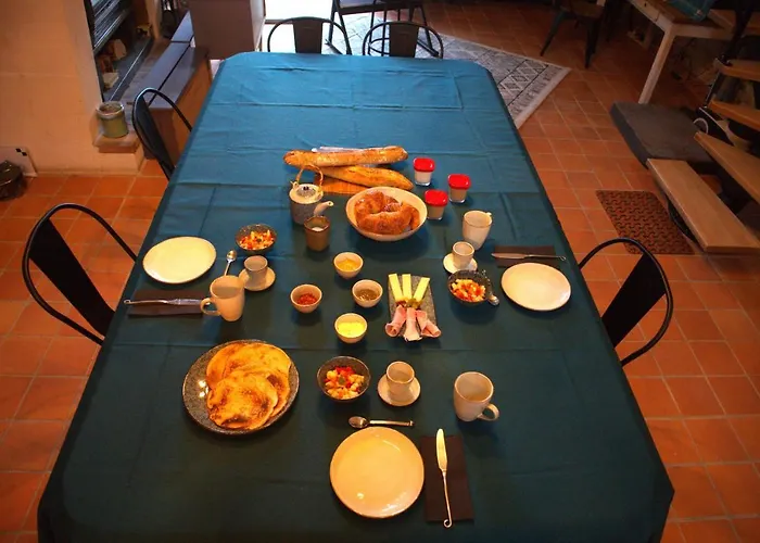 Au Clos Des Dely-gites 3 Etoiles Mareuil (Charente)