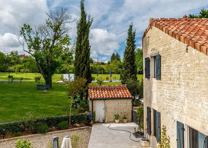 Au Clos Des Dely-gites 3 Etoiles 度假居 *