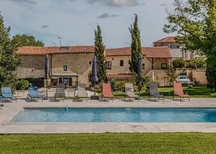 度假居 Au Clos Des Dely-gites 3 Etoiles Mareuil (Charente)